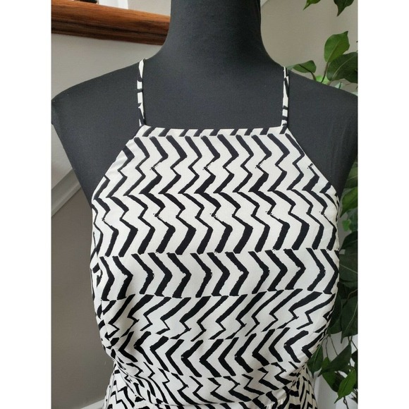 Forever 21 Women's Black & White 100% Polyester Strappy Long Maxi Dress Size L - Picture 5 of 10